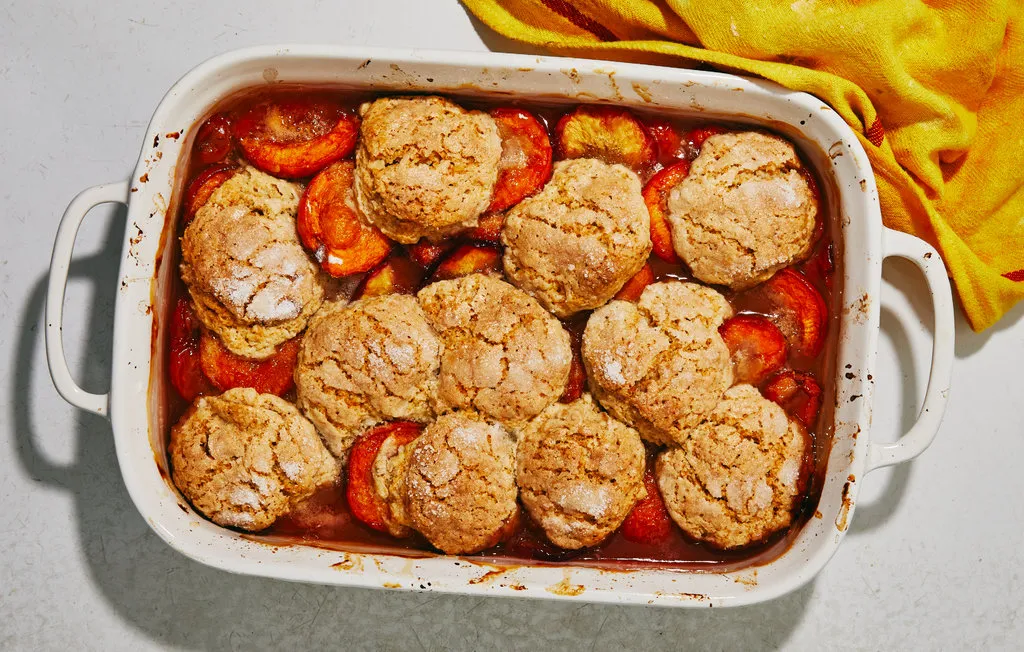 Cobbler aux abricots salés et au miel