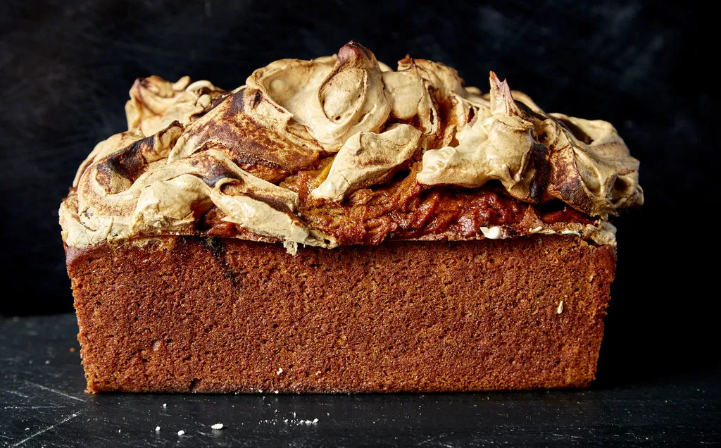 Gâteau de patate douce avec meringue