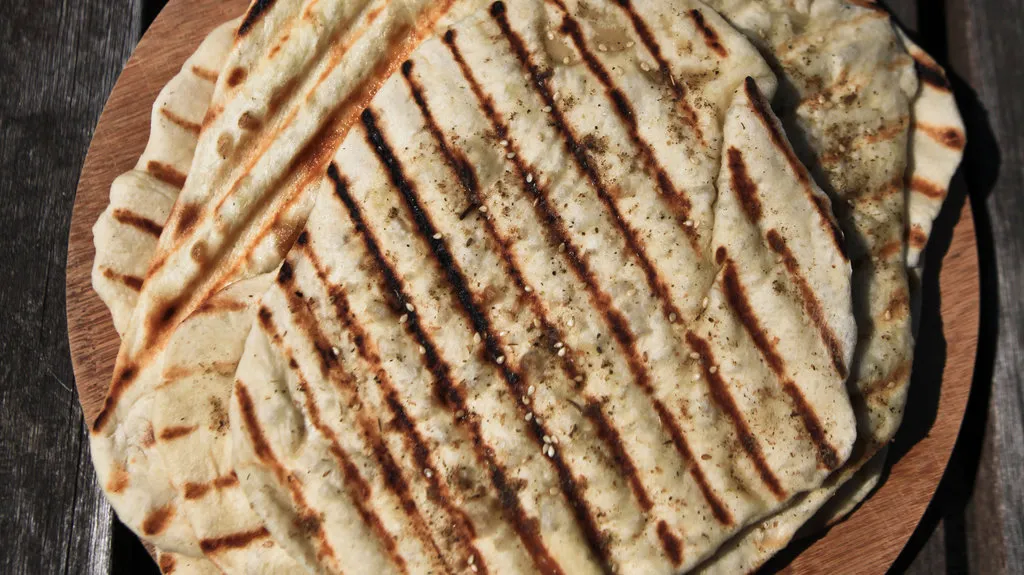 Pain plat libanais grillé