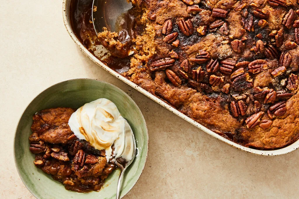 Pudding collant aux dattes et aux pacanes
