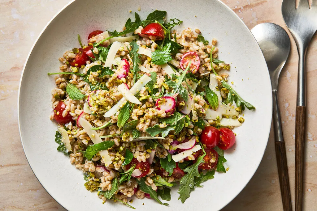Salade de farro de Charlie Bird