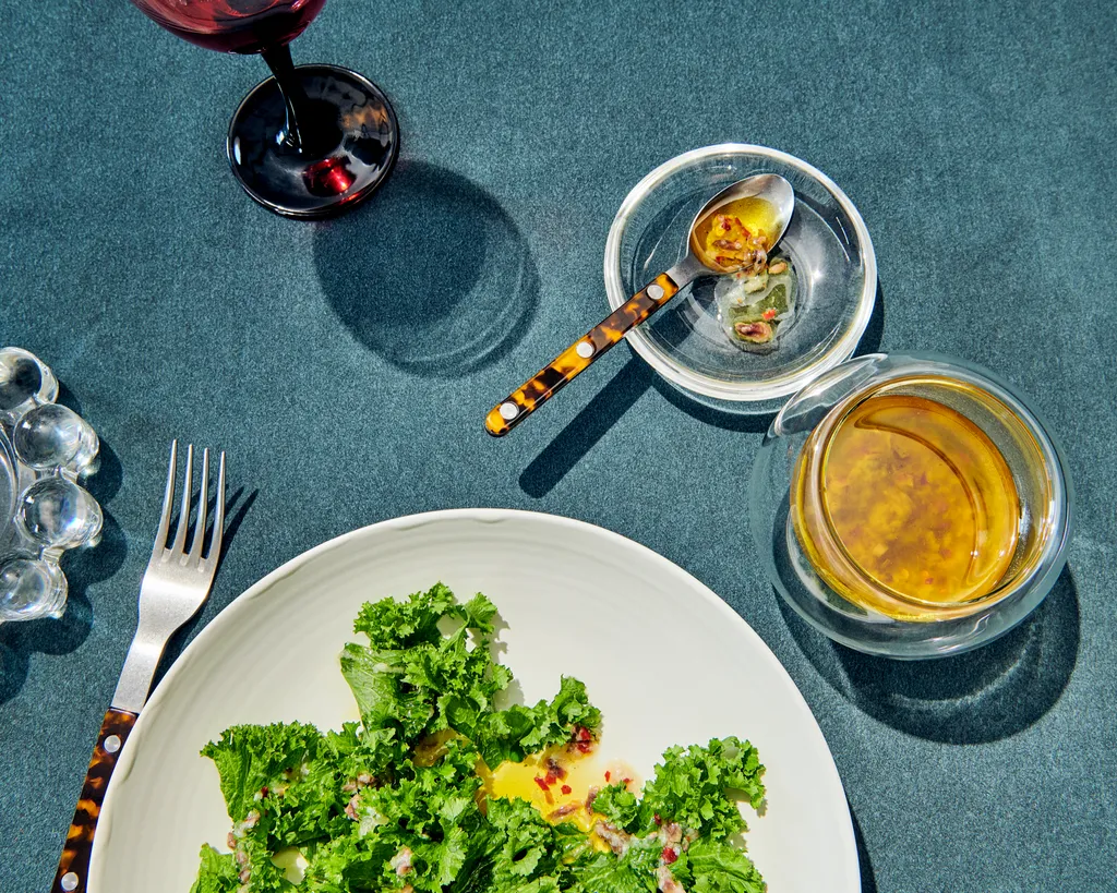 Vinaigrette aux anchois et à l'ail